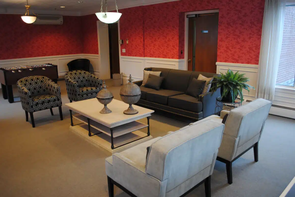 Washburn House - Thumbnail 6